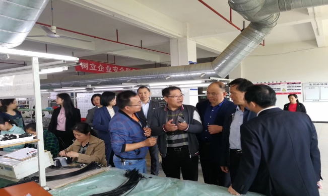 北冰院長湖南省政協(xié)邀請參與“三進(jìn)三助”衡陽、永州、郴州考察調(diào)研