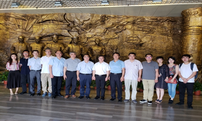 北冰院長(zhǎng)受邀赴福建開(kāi)展“關(guān)于實(shí)施動(dòng)力變革，促進(jìn)我省高質(zhì)量發(fā)展的建議”重點(diǎn)課題調(diào)研